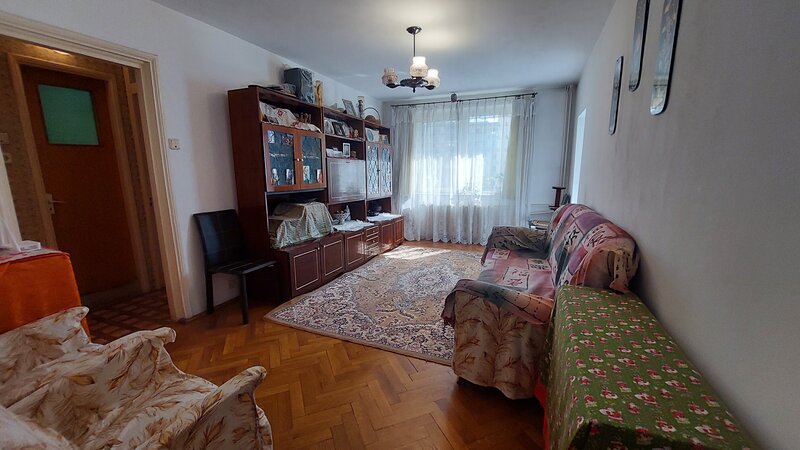 Chisinau Apartament 4 camere langa Scoala Gimnaziala nr 4, Mega Mall