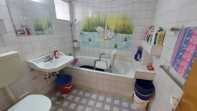 Chisinau Apartament 4 camere langa Scoala Gimnaziala nr 4, Mega Mall